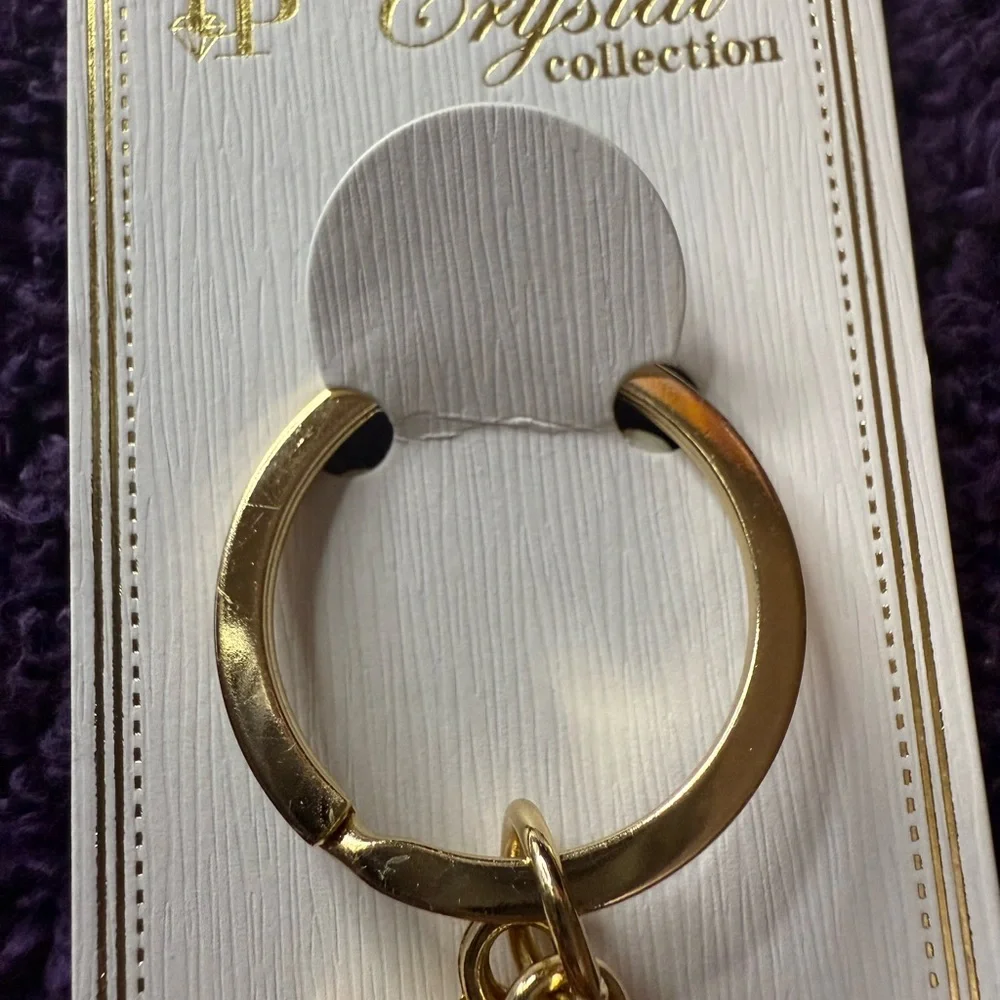 Gold Handbag Charm Keychain with Intricate Design - Picture 3 of 5